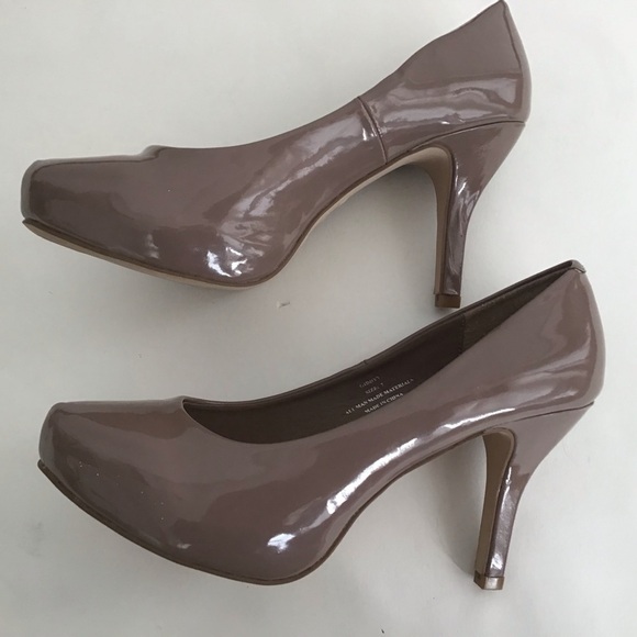 Madden Girl “Giddyy “ platform 3” heels. Size 7. Mocha latte. - Picture 3 of 12